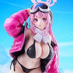 エイミ（水着）